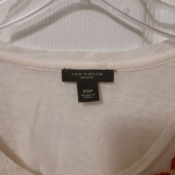 Ann Taylor Linen Top Coral Bead Embroidery - Picture 4 of 4